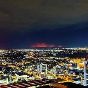 Meet your Posher, Tania